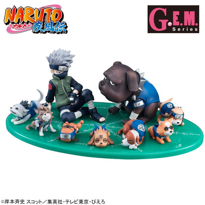 Hatake Kakashi and Ninja Dog Set GEM Gaiden! Naruto Shippuden Megahouse