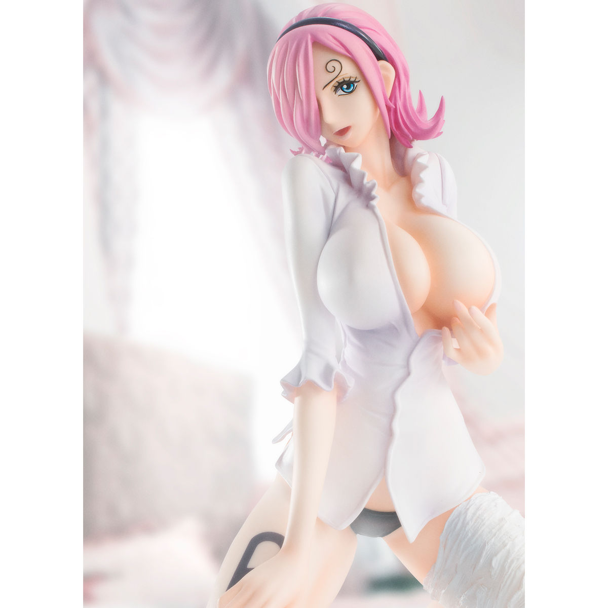 Vinsmoke Reiju Ver.02 LIMITED EDITION Portrait of pirates One Piece