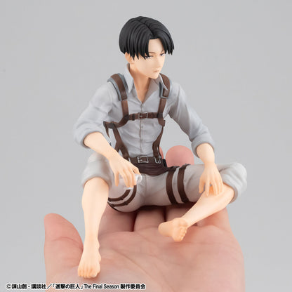 Levi Squad Leader Palm-Sized G.E.M Megahouse Attack on Titan
