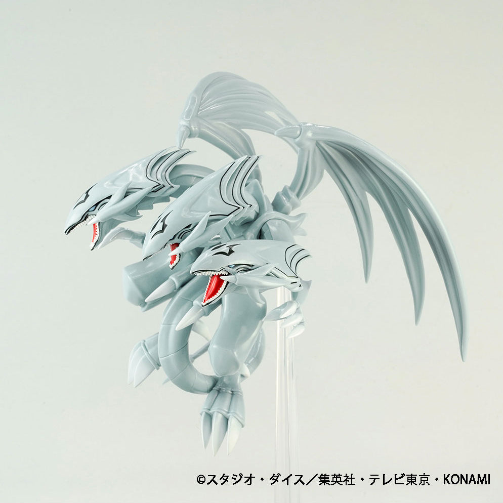 Blue-Eyes Ultimate Dragon Equal Arts Konami Yu-Gi-Oh!