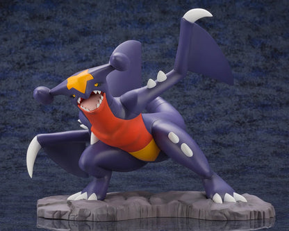 Cynthia & Garchomp 1/8 ARTFX J Pokémon Figure Series Kotobukiya