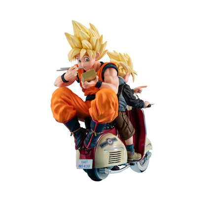 Super Saiyan Son Goku & Super Saiyan Son Gohan & Motorbike Megahouse Dragon Ball