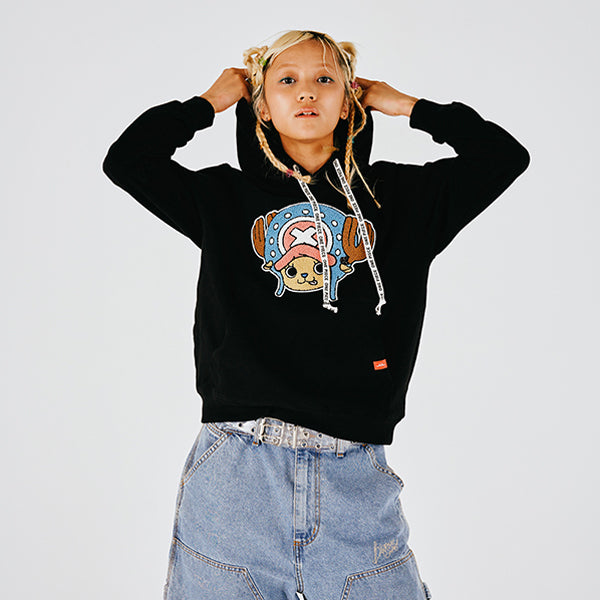 Hoodie mit Sagara-Stickerei Chopper SCHWARZ (Größe S - L) One Piece Mugiwara Store