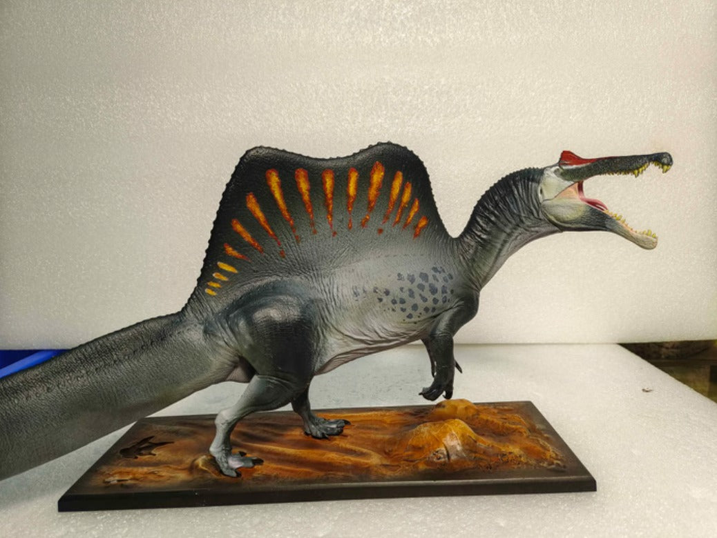 Ramses Spinosaurus PAINTED PVC VER. MESOZOIC LIFE - THE FIGURE SERIES