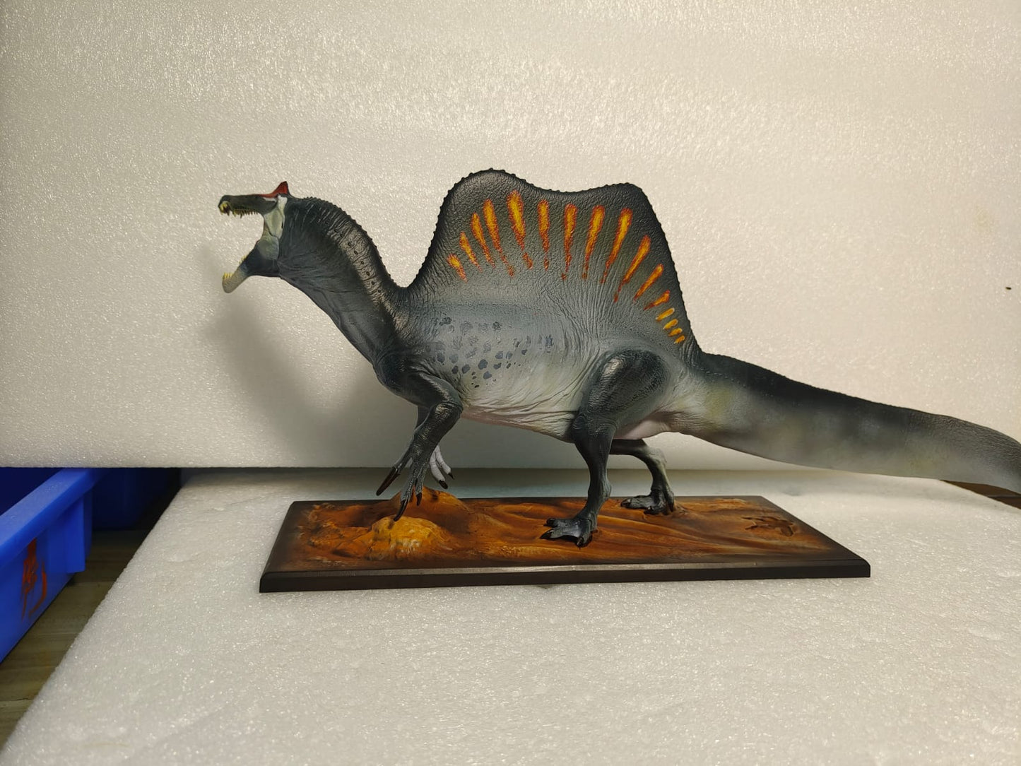 Ramses Spinosaurus PAINTED PVC VER. MESOZOIC LIFE - THE FIGURE SERIES