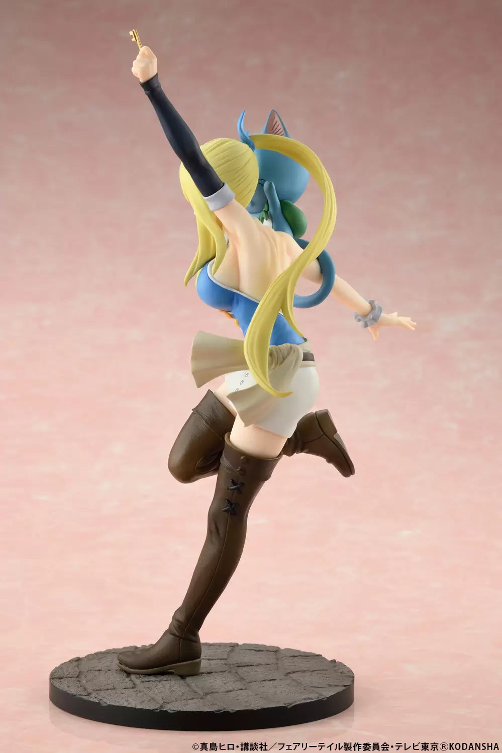 Lucy Heartfilia & Happy Wink Ver. Bell Fine Fairy Tail