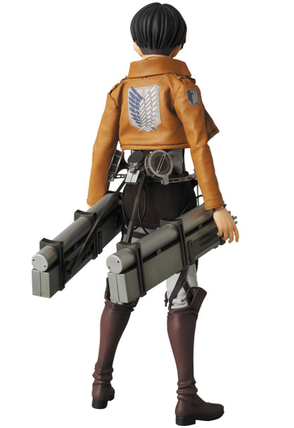 ليفاي 1/6 RAH رقم 662 ميديكوم توي هجوم العمالقة