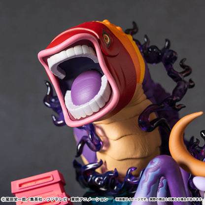 Luffy vs Five Elders (Set of 6) World Collectible Figure PREMIUM One Piece  Limited Edition